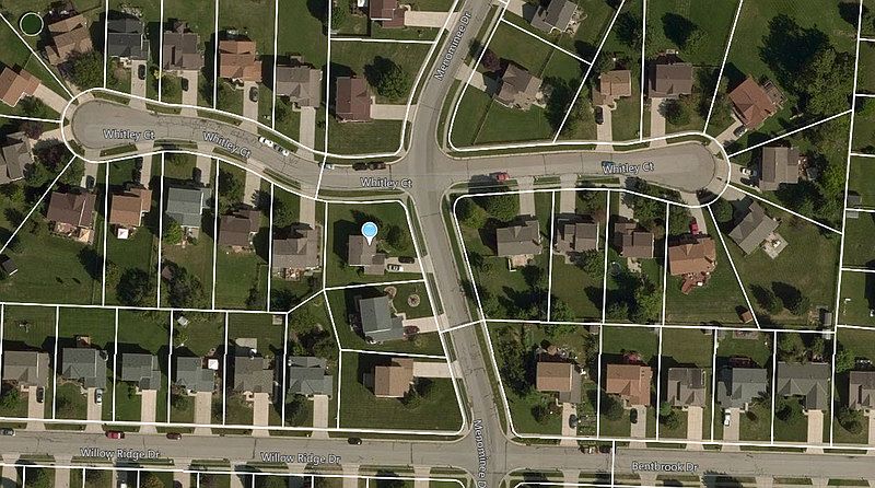 1st image of 10333 Menominee Dr