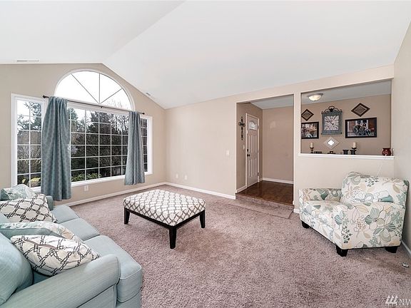 4th image of 1325 Paradise Ct SE