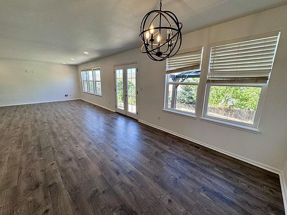4th image of 19308 E Dickenson Pl