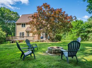 1 Cranberry Ln, Granby, CT 06035