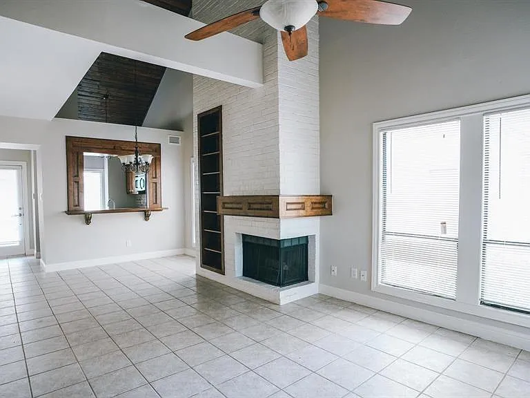 4144 Greystone Way #104 — Photo 6