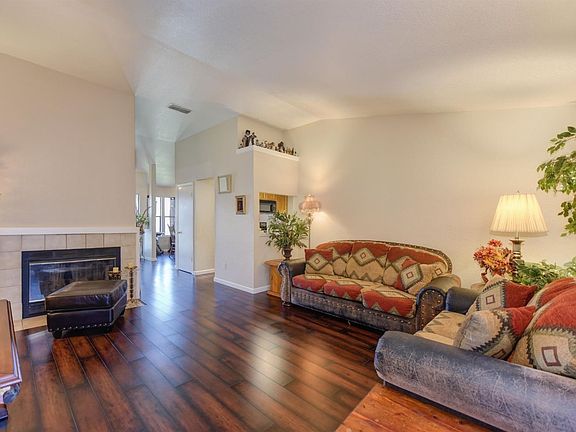 5th image of 8301 Kinsale Ct