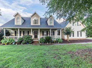 350 Twin Lakes Dr, Gray, GA 31032