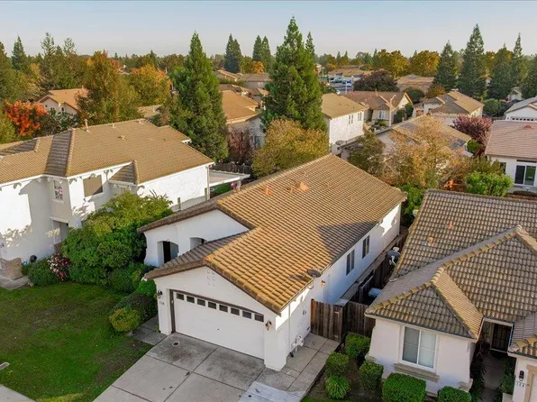 116 Canberra Ct, Roseville, CA 95747