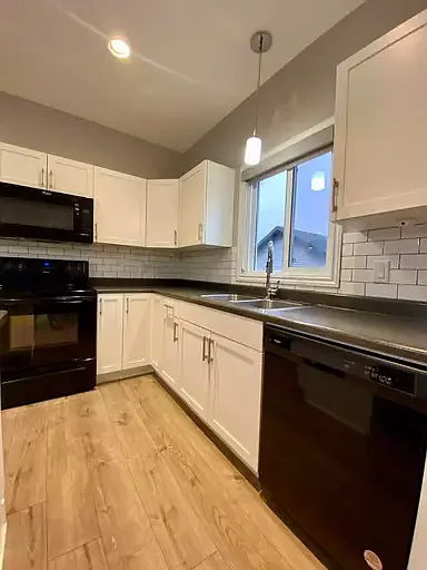 3395 Weidle Way SW #1A — Photo 10