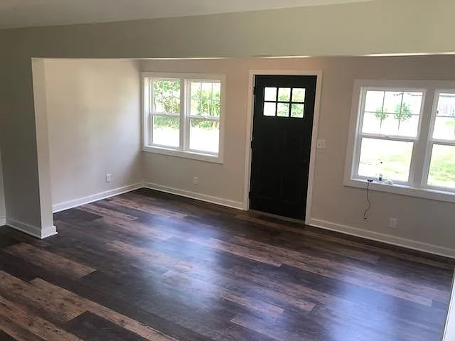 3305 S Woods Ave — Photo 13