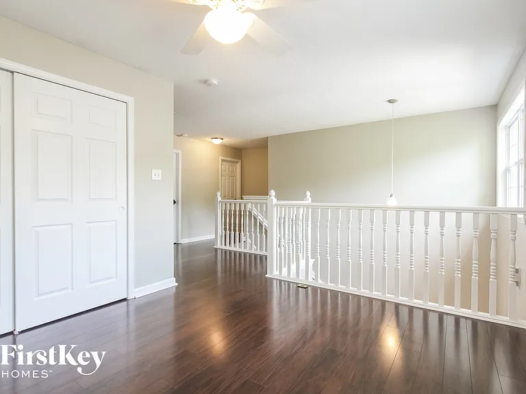 7203 Tresa Dr — Photo 6