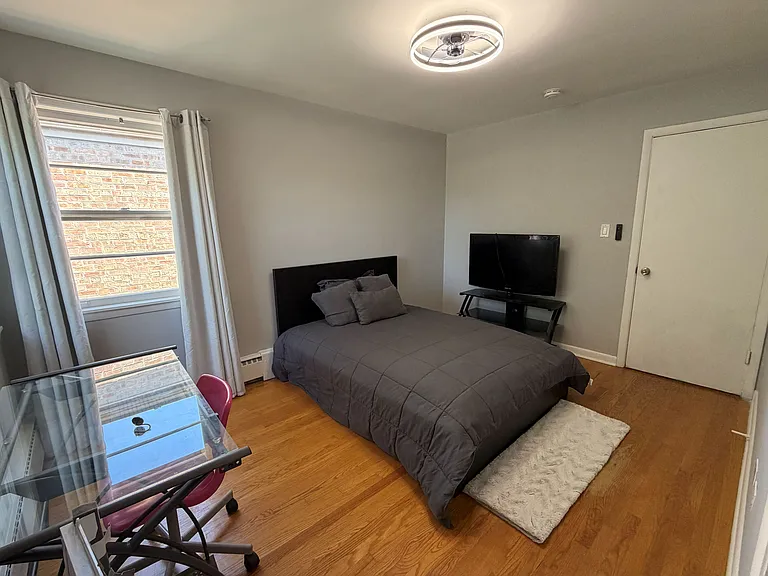 5558 W Wilson Ave #2 — Photo 20