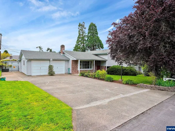 1810 NW Broadway St, Albany, OR 97321