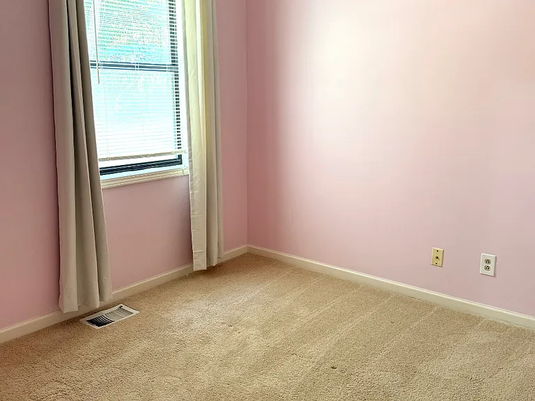 230 Royal Colony Ct — Photo 8