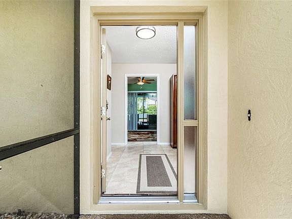 5th image of 8020 Casa De Meadows Dr