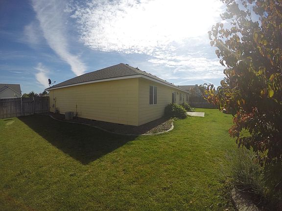 3rd image of 3006 S Quincy Pl