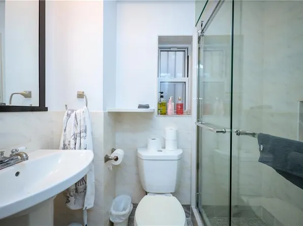 7215 3rd Avenue image 10 of 34