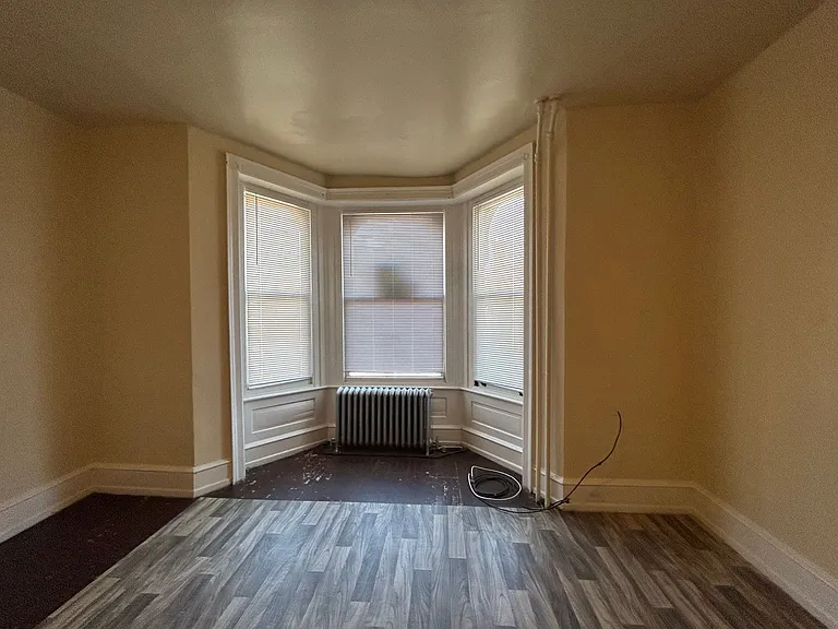1330 West Hunting Park Avenue — Photo 5