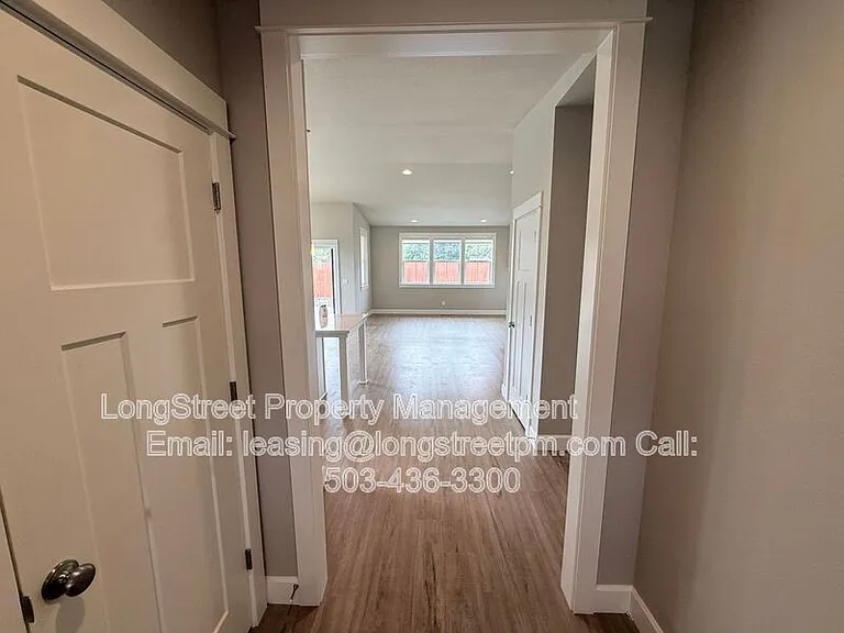 5028 SW Hudson Ave — Photo 12