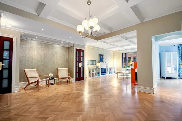 Sold by Compass | media 1