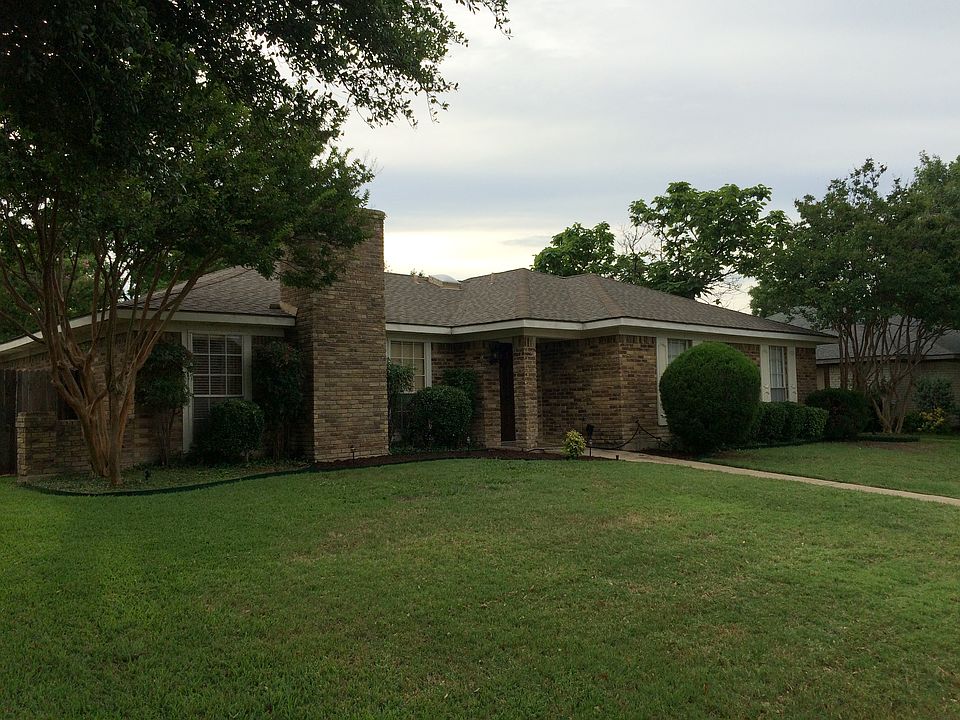 1st image of 3001 Parkside Dr