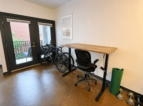 1803 Broadway #213 — Photo 8