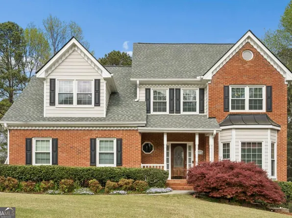 1615 Peachcrest Dr, Lawrenceville, GA 30043