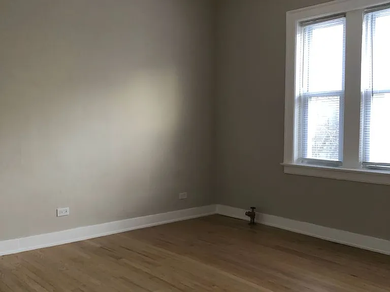 2933-35 N Hamlin Ave #2902-10 — Photo 6
