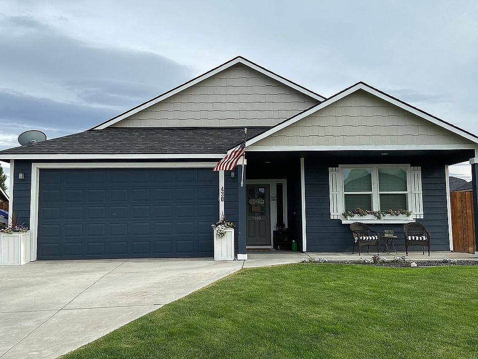 1st image of 430 S Trillium Way