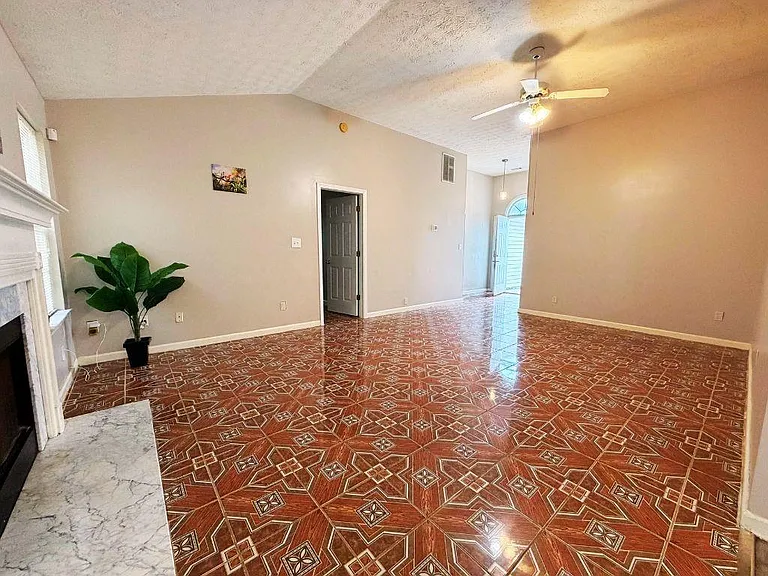 5410 Twin Lakes Dr — Photo 16