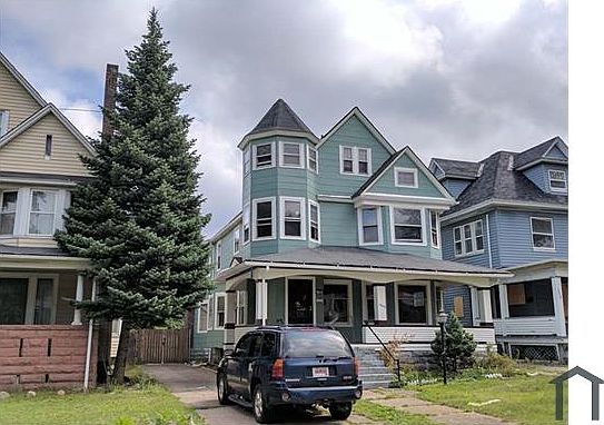 2nd image of 1845 Rosalind Ave