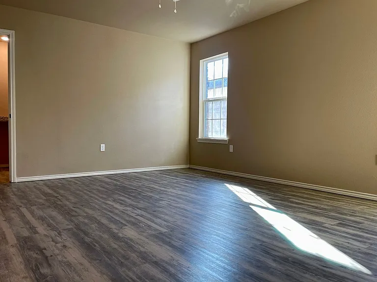 1017 Preston Trl #A — Photo 10