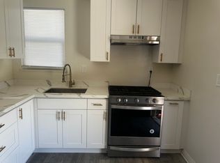 325 Rollins Rd, Burlingame, CA 94010