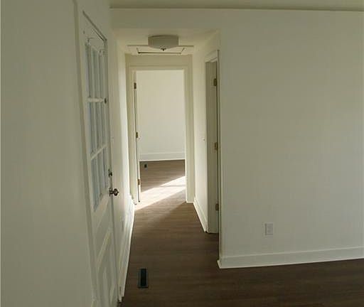 5th image of 418 Cincinnati Ave