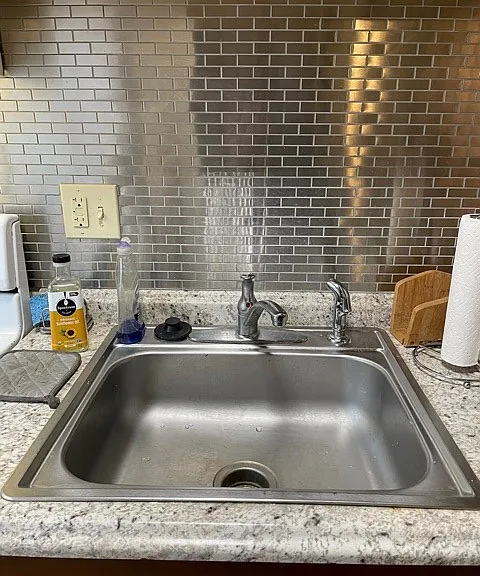 370 S Highland Ave #8 — Photo 4
