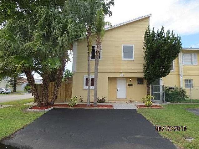 1st image of 8011 SW 7th Ct