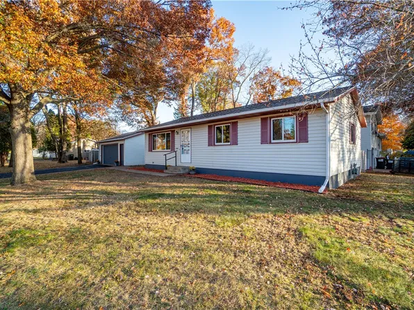 1311 Edgewood Lane, Eau Claire, WI 54703