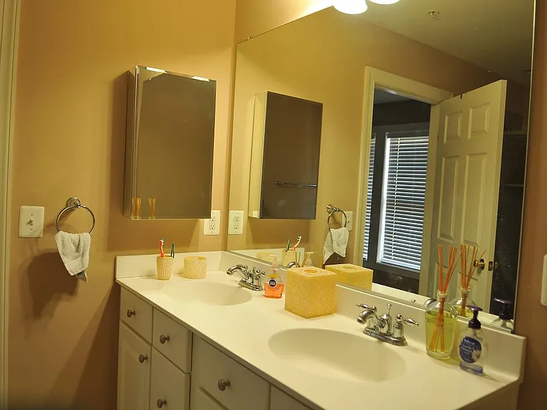 Upstairs Bathroom