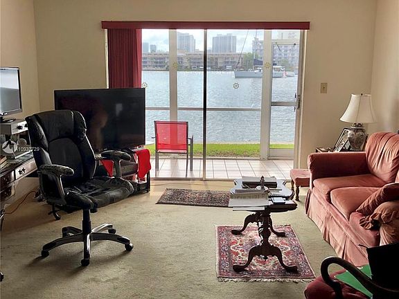 5th image of 2200 Diana Dr APT 104