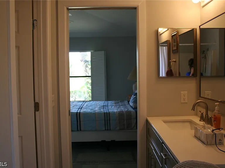 15472 Admiralty Cir #2 — Photo 29
