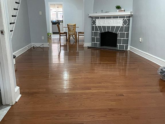 2nd image of 3315 Englewood St