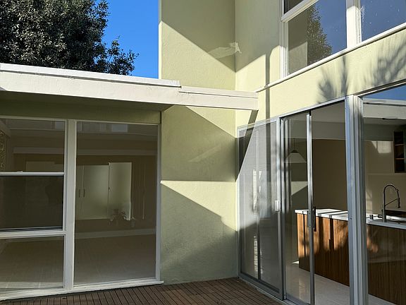 5th image of 4158 Del Mar Ave