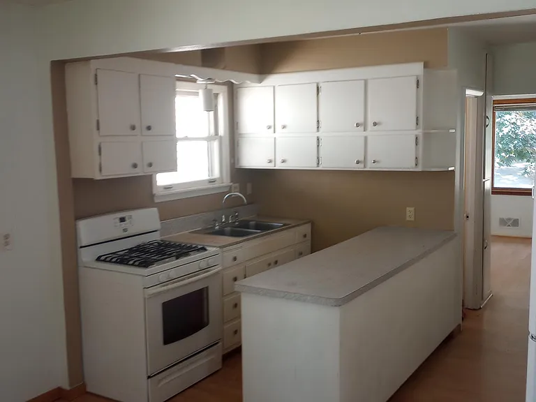 1208 Beech St — Photo 2