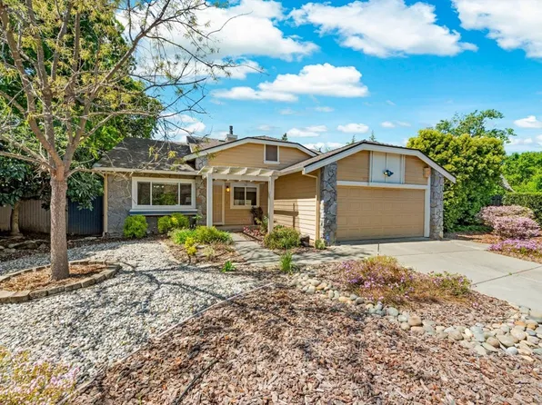 342 Dumbarton Drive, Vacaville, CA 95687