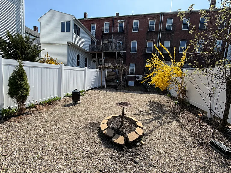 439 Cambridge St #2 — Photo 18