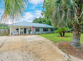 370 Osborne Dr NE, Fort Walton Beach, FL 32548