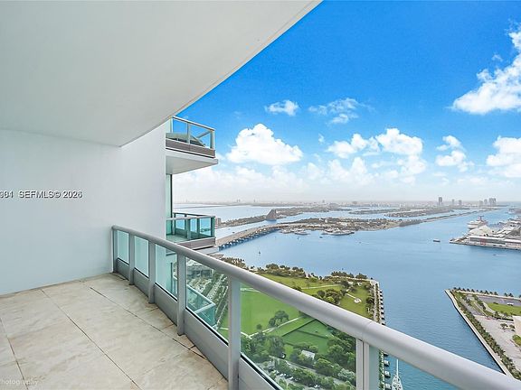 4th image of 900 Biscayne Blvd APT 5001