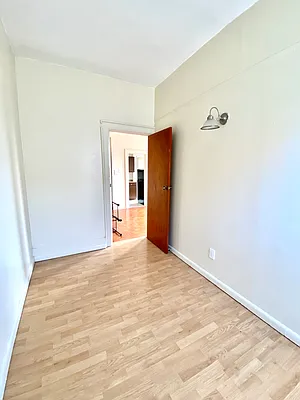 Rented by Corcoran | media 18