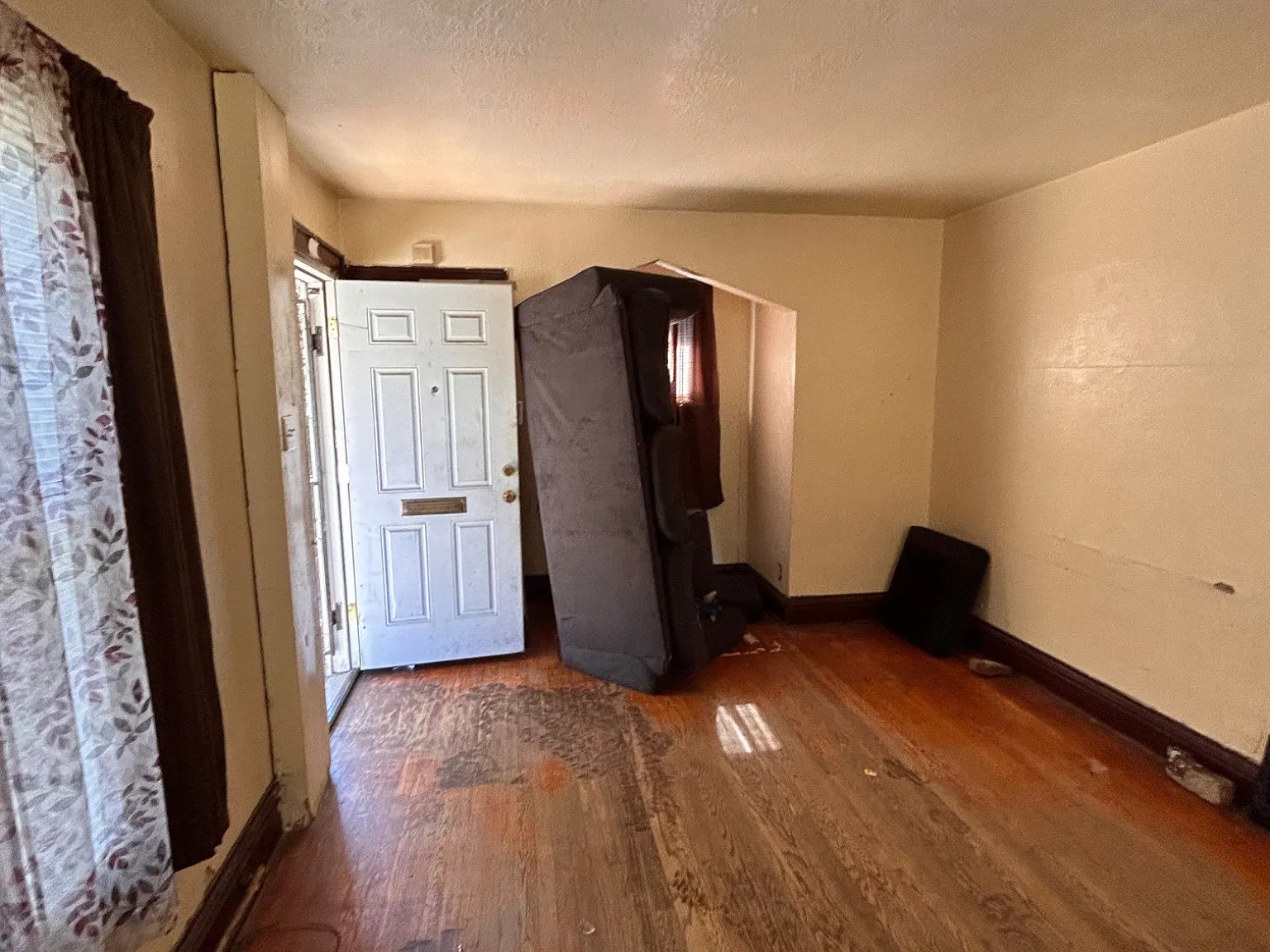 2 bed, 789 sqft, $775 — Photo 2