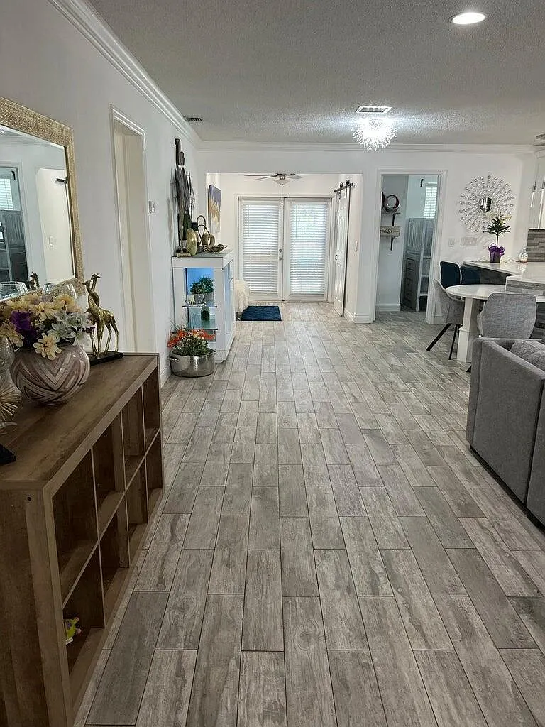3 bed, 2.0 bath, 1694 sqft, $3,500 — Photo 4
