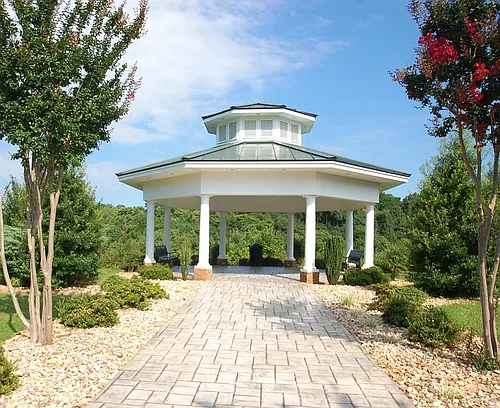 102 Capstone Dr Photo 1