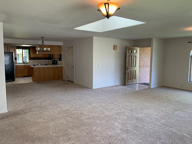 1831 Fairway Dr — Photo 23