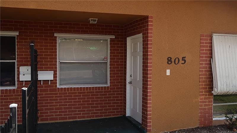 1st image of 805 SW 14th St