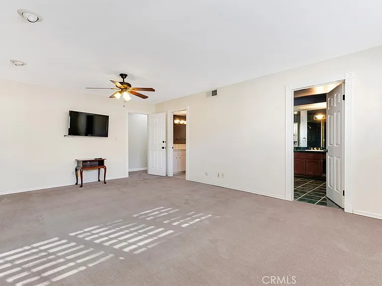 22781 Macfarlane Dr — Photo 26